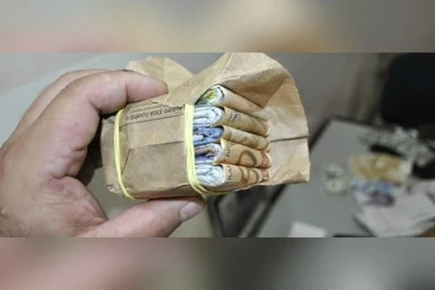 homem cai no "conto do paco" depois de fazer saque em agencia bancaria