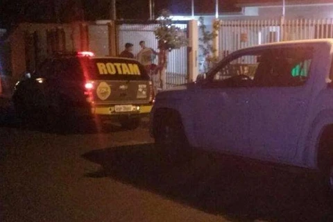 Tio e sobrinho são mortos a tiros em Uvaranas