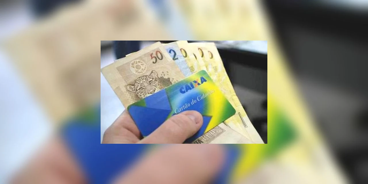 Trabalhador começa a receber o abono do PIS