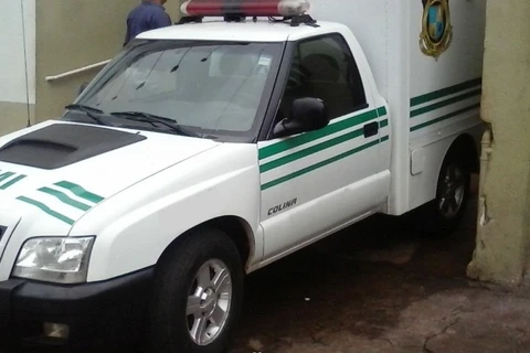 Homem morre atropelado por caminhão em Castro