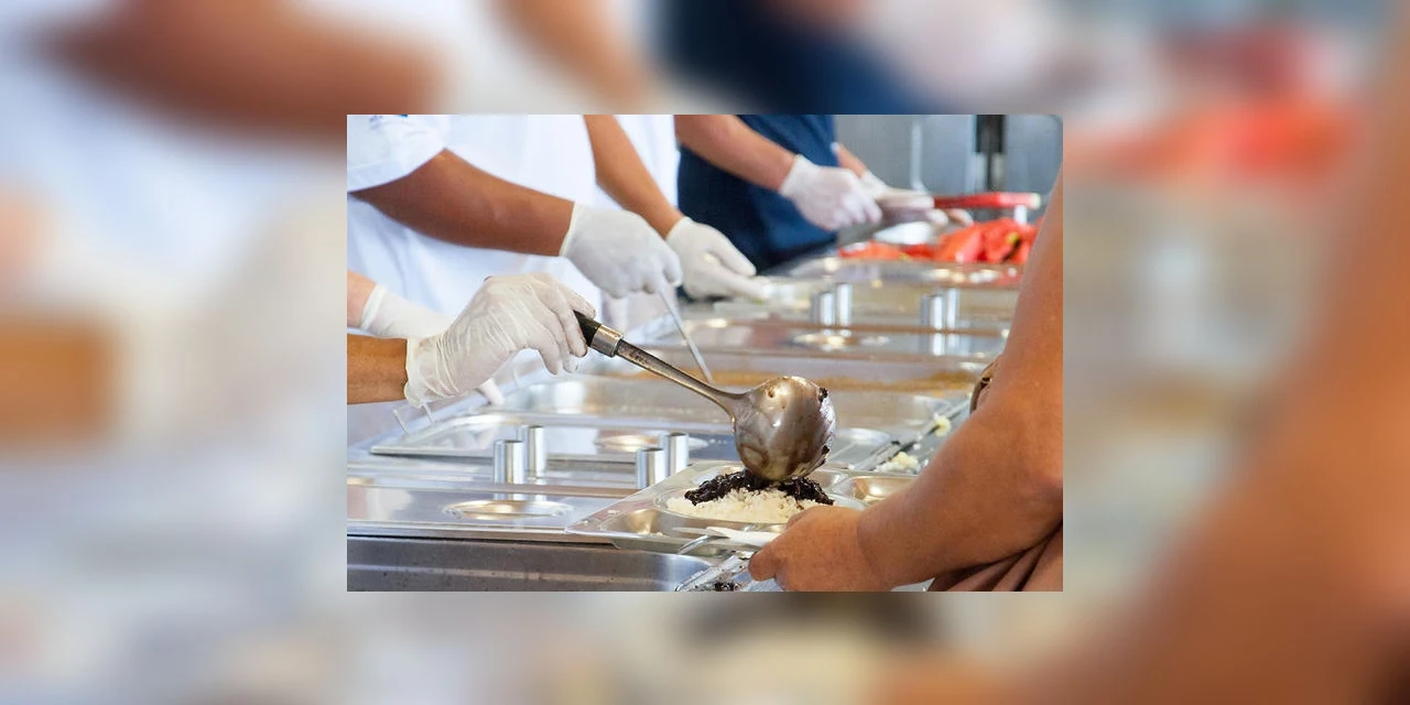 Restaurante Popular fecha nesta quarta (15) e retorna na segunda