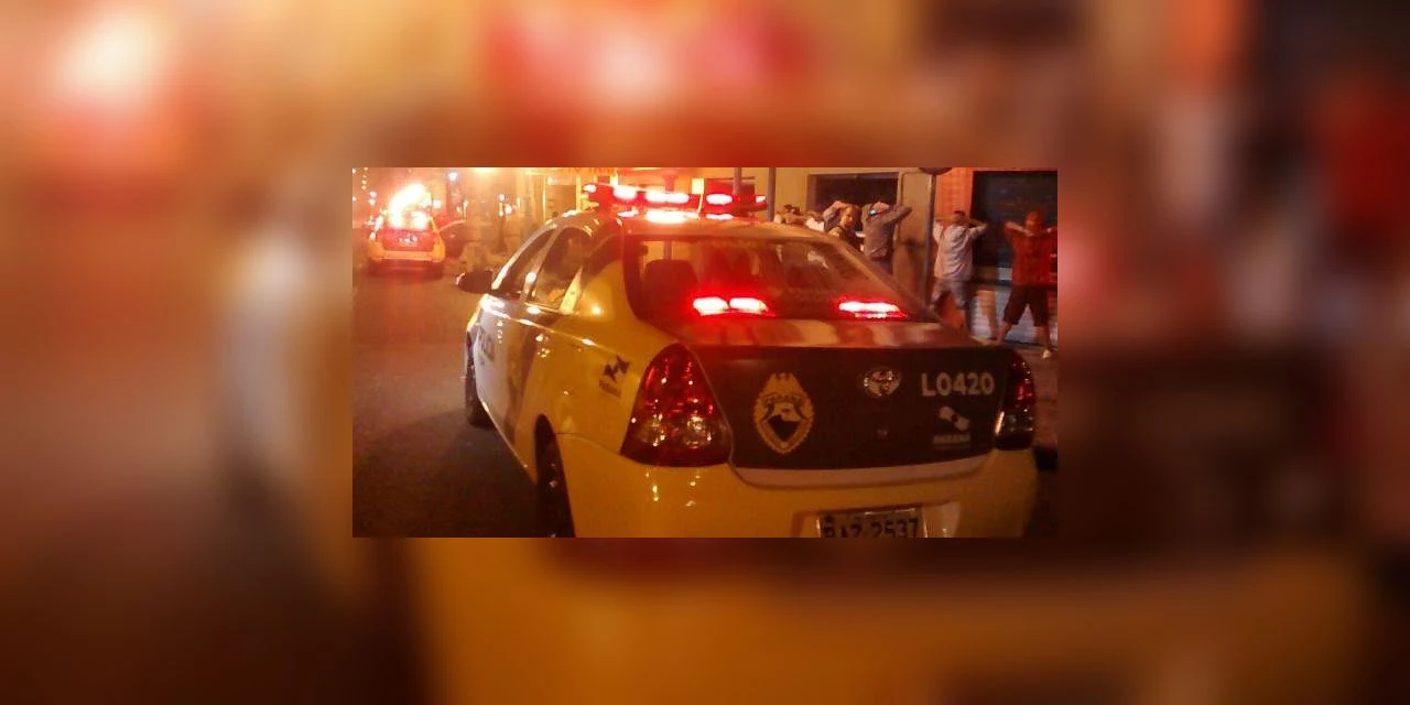 Operação da PM apreende três pessoas, drogas e motos roubadas em PG