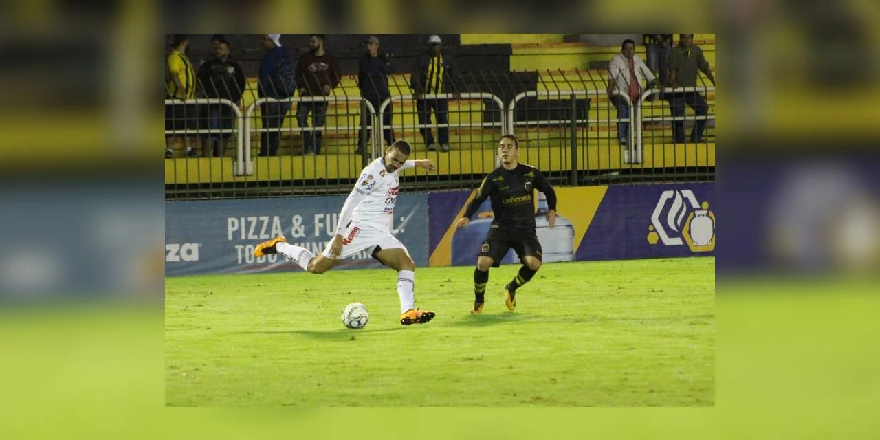 Fantasma vence Volta Redonda e chega a 20 pontos  no Grupo B