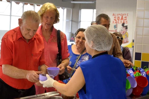 Restaurante Popular começa a servir sopas