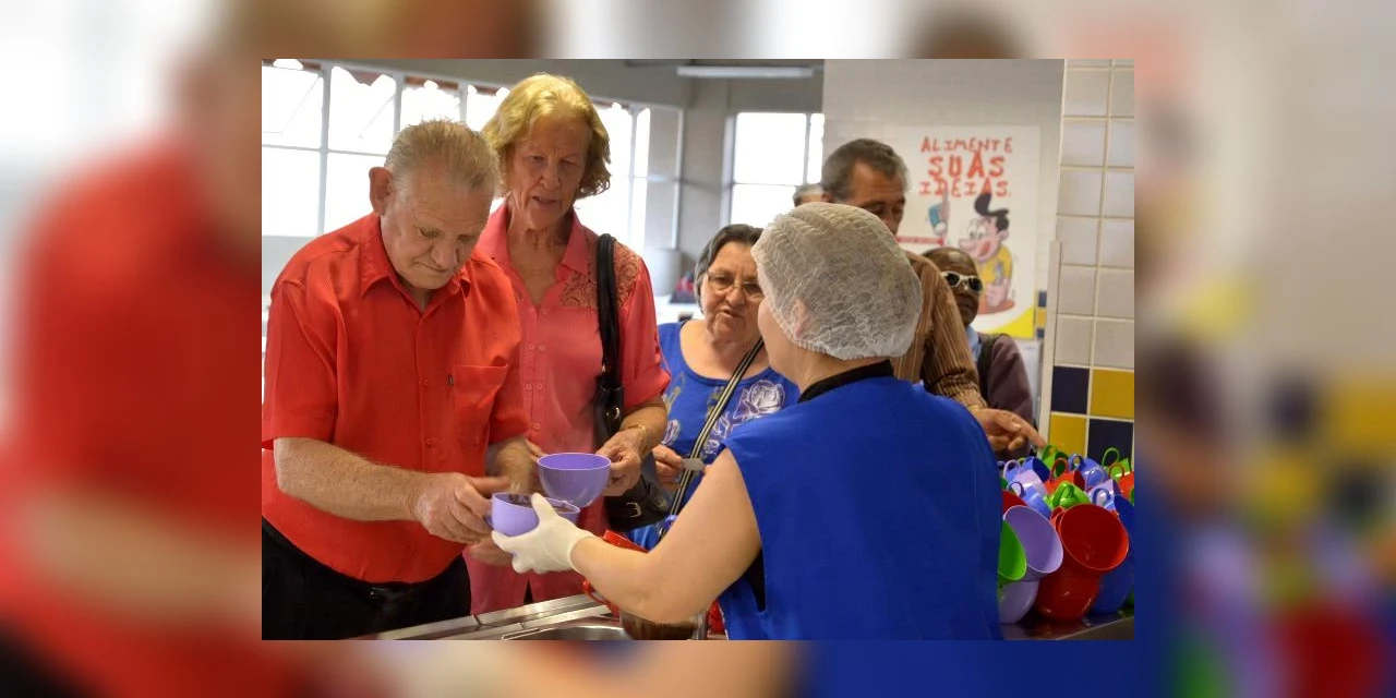 Restaurante Popular começa a servir sopas