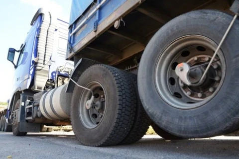 Medida Provisória que isenta caminhoneiros do pagamento de pedágio pelos eixos suspensos vai à plenário