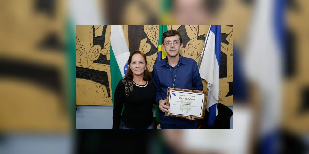 Secretário da Fazenda recebe Moção de Aplausos na Câmara