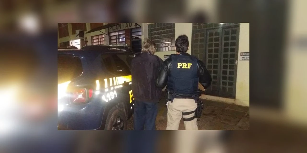 Motorista de 65 anos se envolve em acidente dirigindo embriagado; diz policia