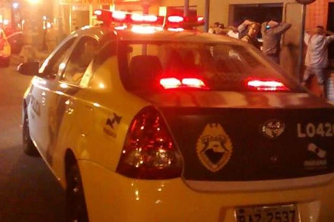 Discussão em casa noturna termina em pancadaria; diz policia