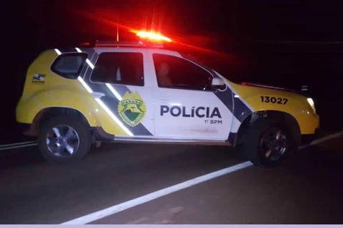 Caminhoneiro fica quatro horas refém de bandidos depois de ter caminhão roubado em Ponta Grossa