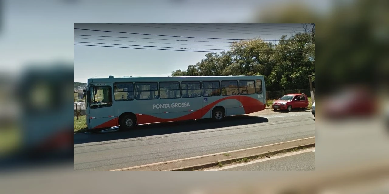Ladrão é detido por populares após roubar ônibus em Uvaranas