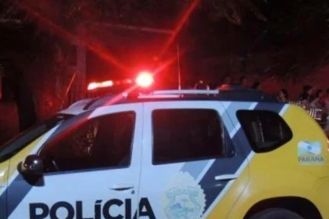 Homem é morto pela policia depois de manter a esposa e filhos reféns