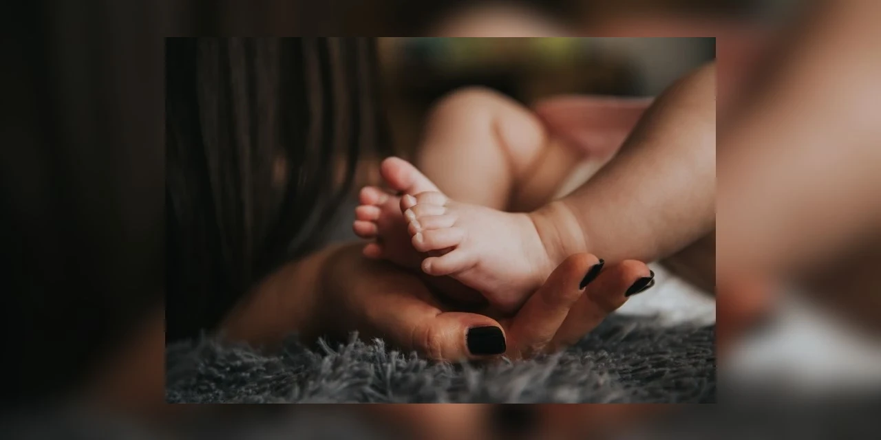 Medico do Samu por telefone ajuda mãe a desafogar e salvar bebê no Paraná