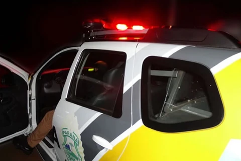 Homem embriagado e armado de faca ameaça mãe e irmão e vai preso