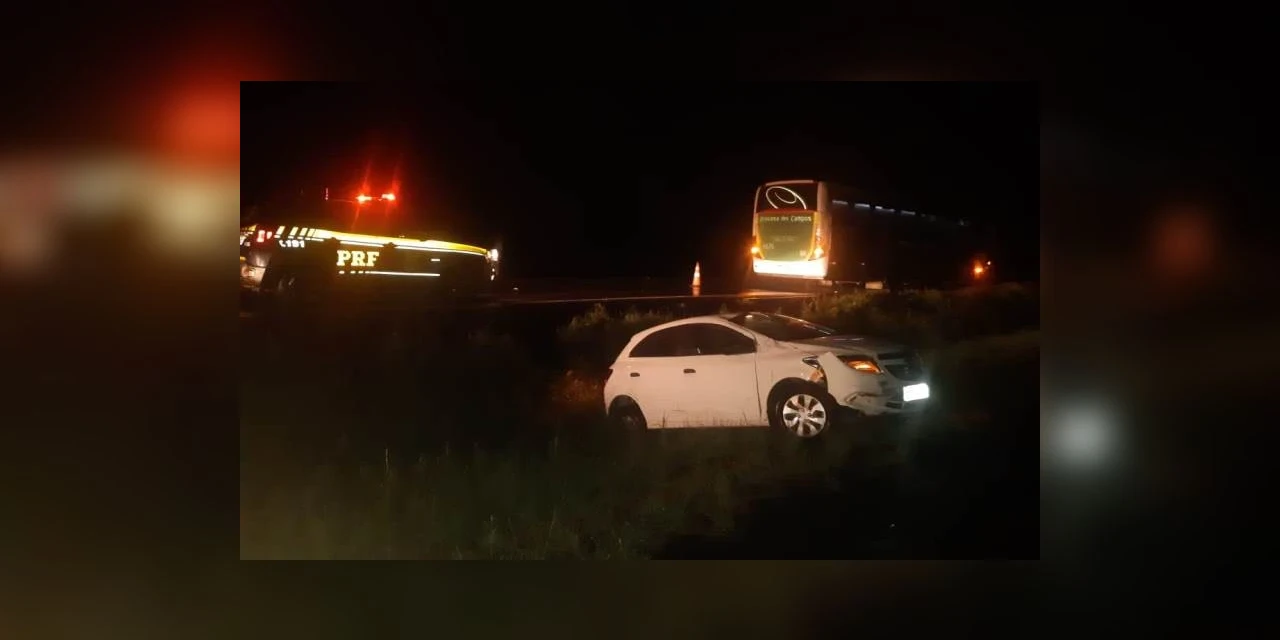 Acidente entre ônibus e carro na BR 277 deixa uma vítima com lesões leves; diz PRF