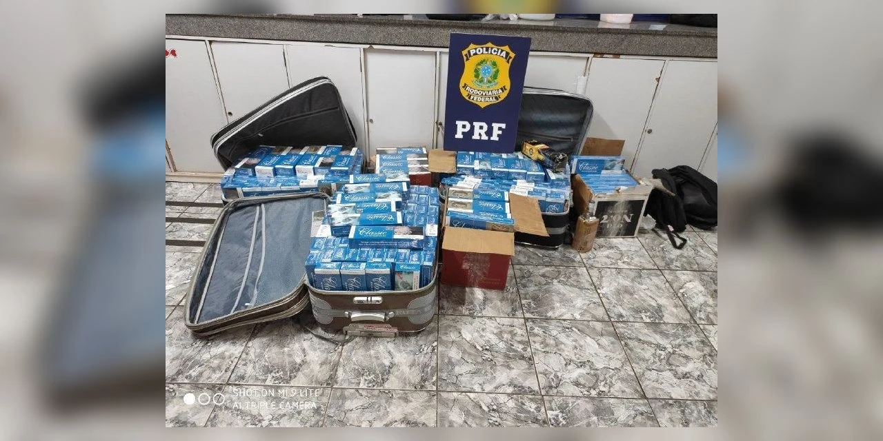 PRF apreende cigarros, narguilé e Whisky do Paraguai em Irati