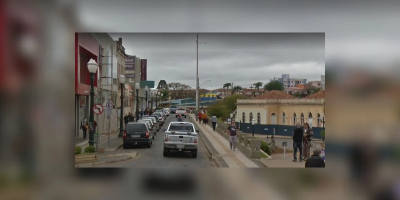 Dupla é detida com crack no centro de PG