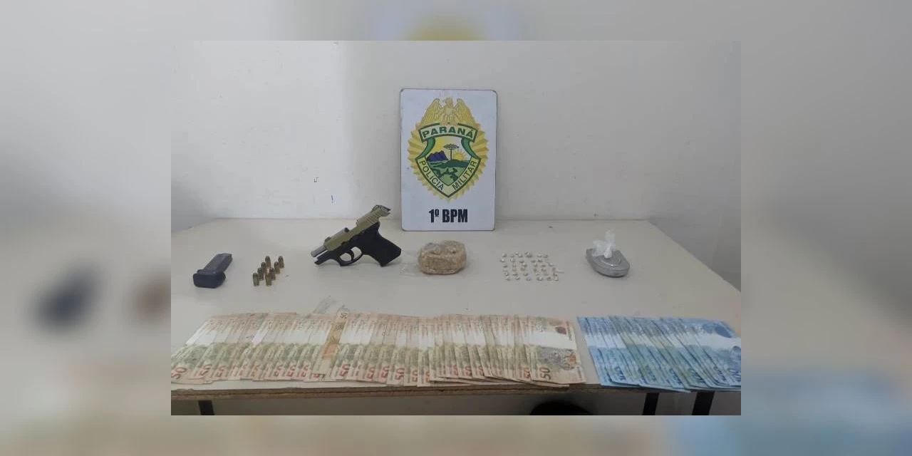 Policia fecha ponto de drogas e apreende crack, cocaína, arma e dinheiro em PG