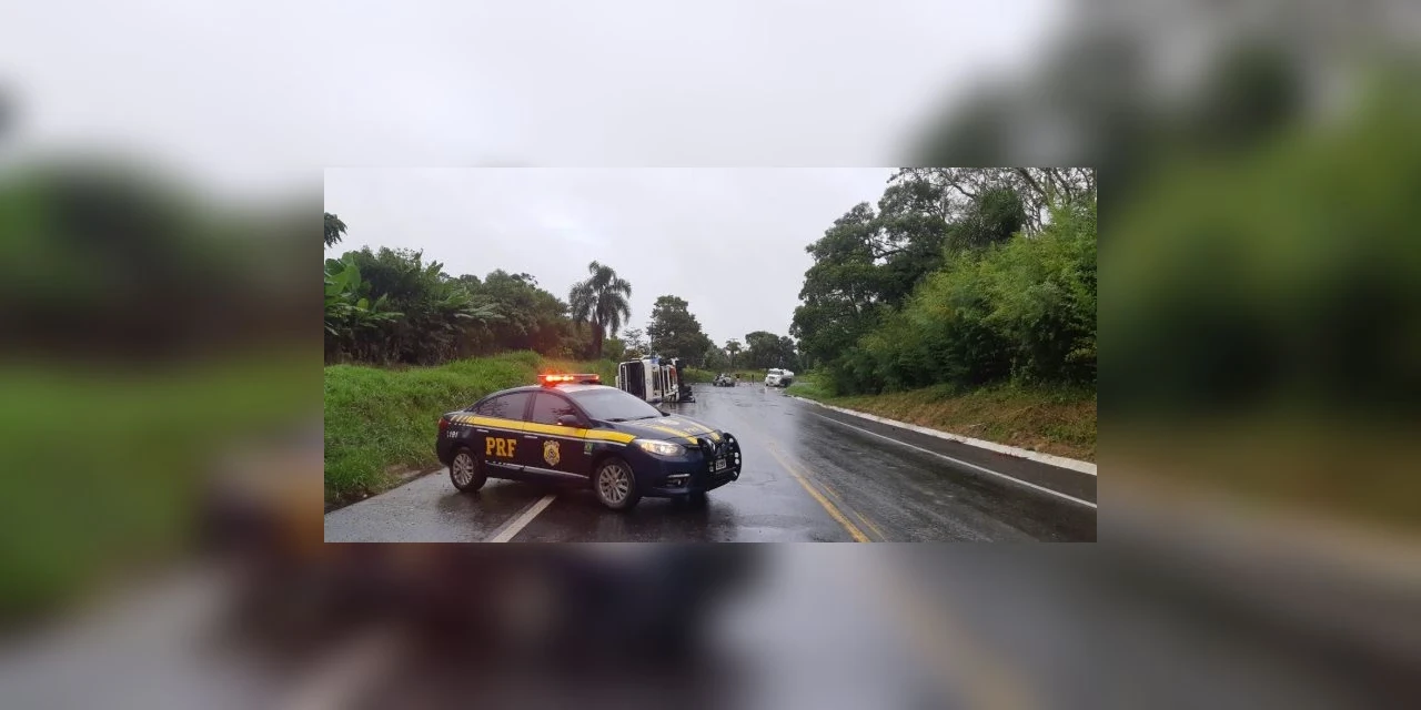 Três morrem em colisão frontal na manha de hoje na RMC