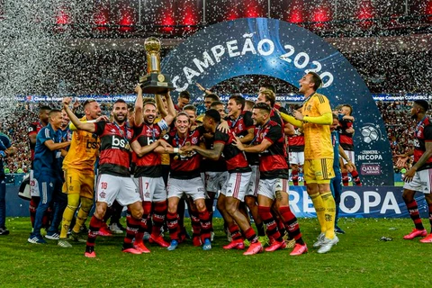 Mengão vence o Del Valle por 3 a 0 e é campeão da Conmebol Recopa