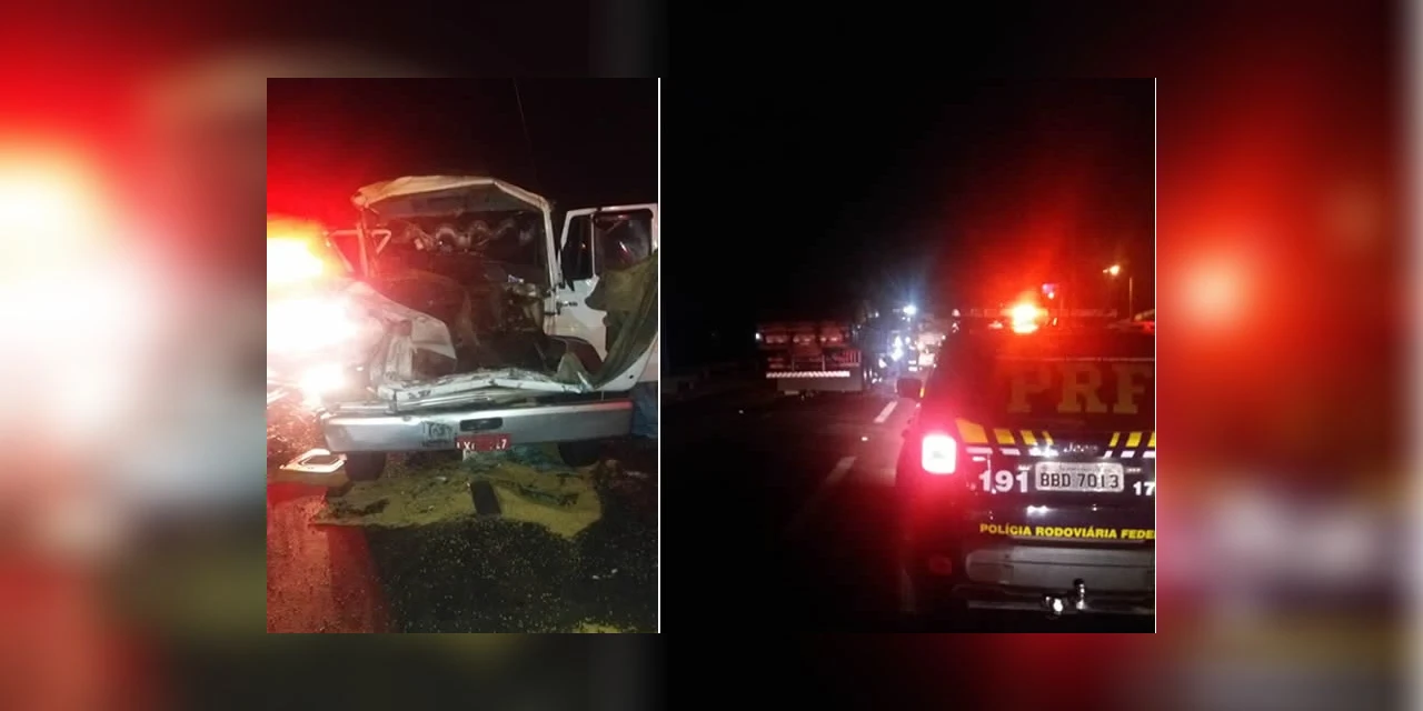 Motorista fica gravemente ferido após colisão traseira entre caminhões