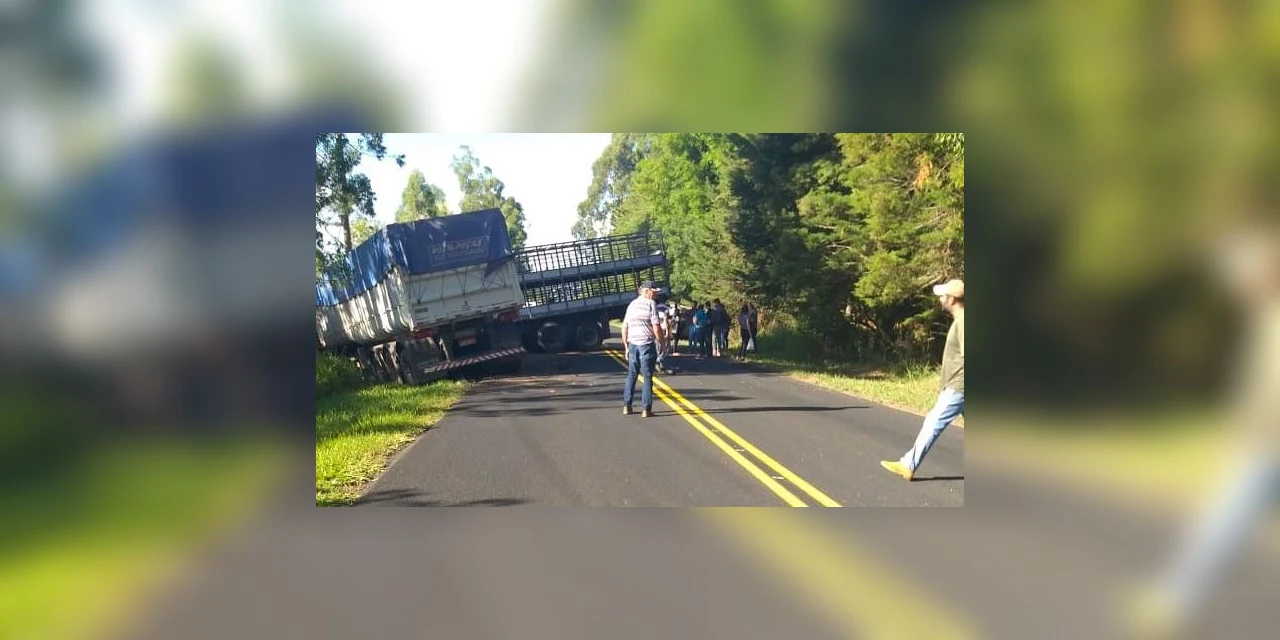 Acidente grave entre caminhões em Guaragi deixa tres pessoas com ferimentos