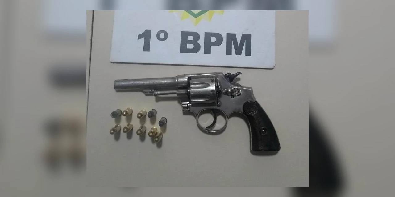 Homem ameaça a ex, mas foge quando chega a policia