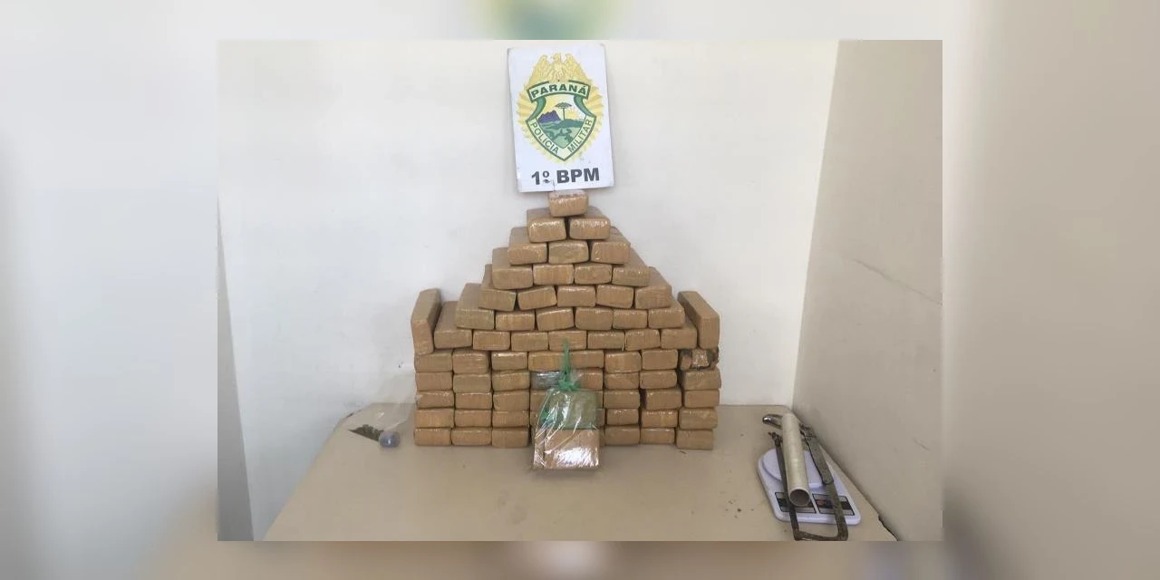 PM apreende mais de 40 Kg de maconha e sete pessoas no cento de PG