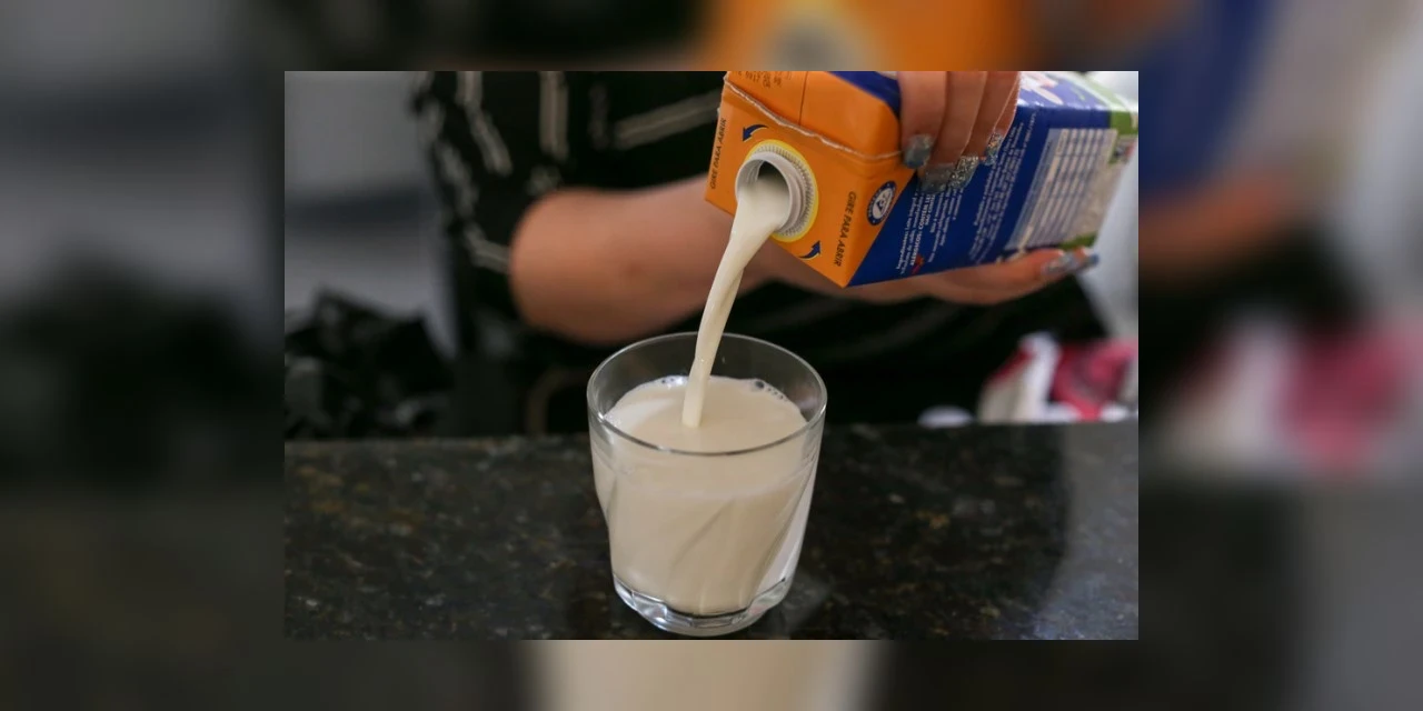 Fabricantes de laticínios e comercio terão que justificar aumento do preço do leite