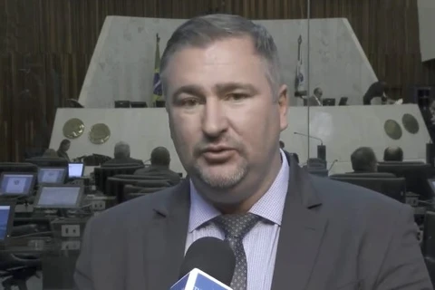 Deputado Bacil aponta alternativa para ampliar nº de médicos no PR