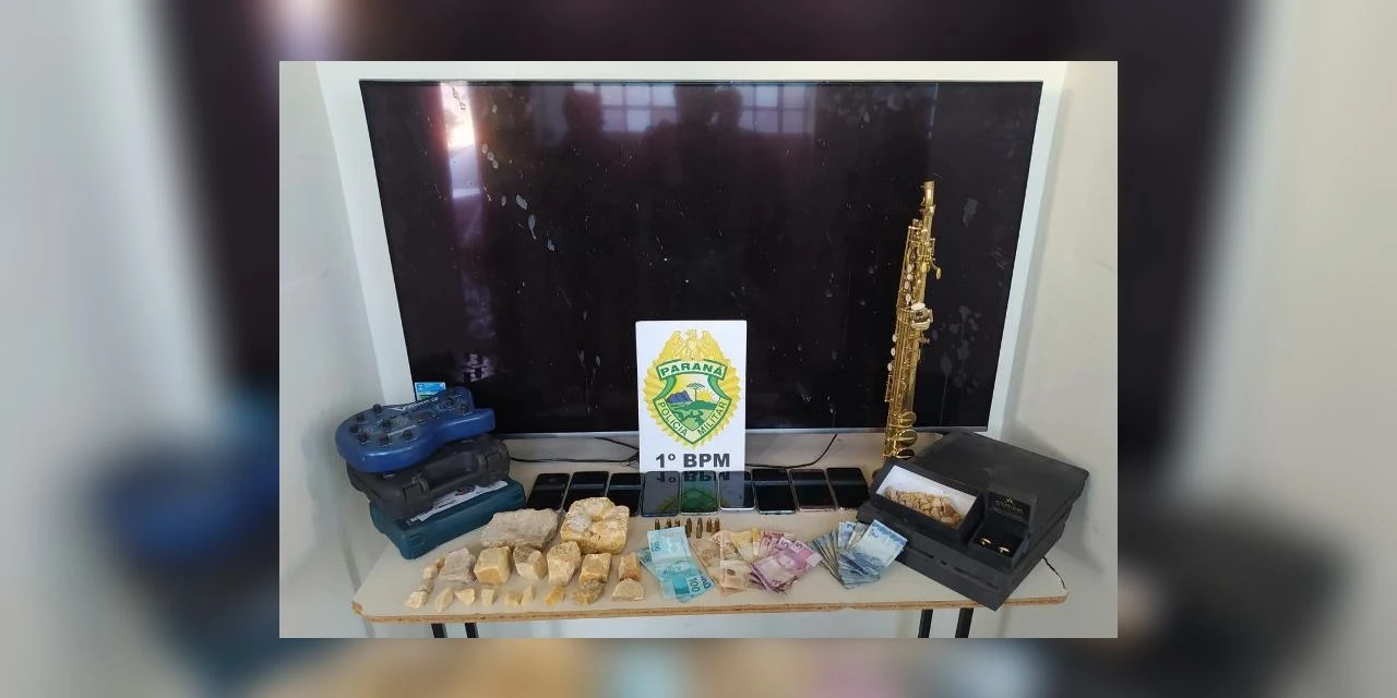 PM apreende mais de 1,3 kg de drogas no Cará-Cará