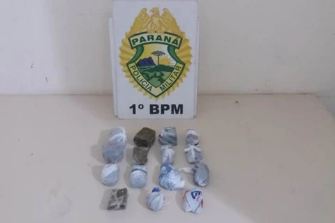 PM prende casal por tráfico e fecha ponto de drogas em PG