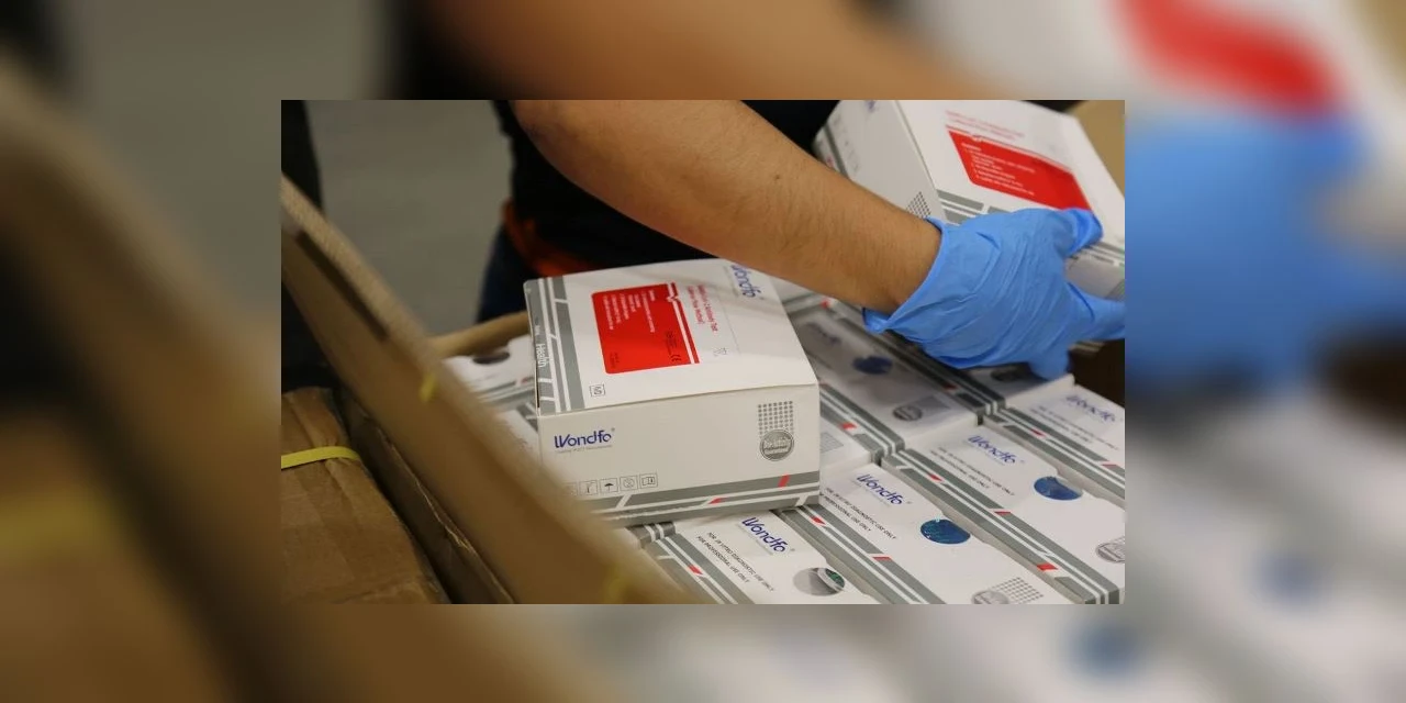 Cientistas testam remédio que reduz 94% da carga viral da covid-19