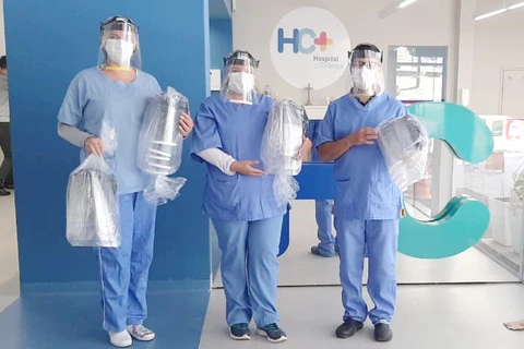 UEPG doa 500 protetores faciais à Secretaria Municipal de Saúde