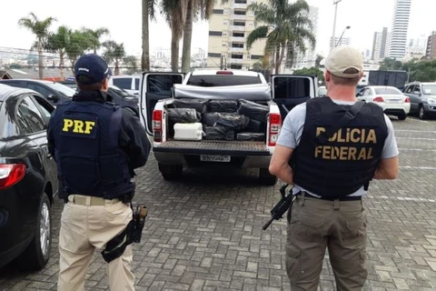 PF e PRF prendem quarteto com meia tonelada de maconha em Ponta Grossa