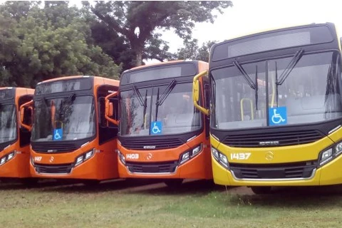 Transporte Coletivo opera com frota reduzida nesta segunda-feira