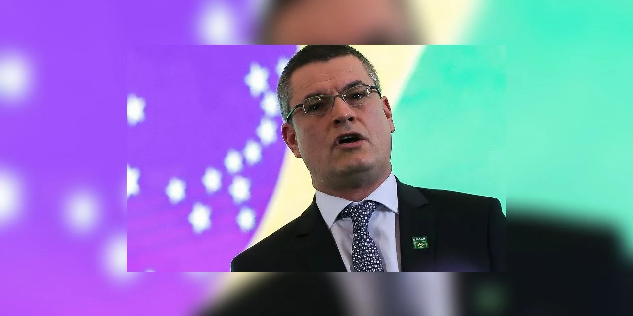 Bolsonaro exonera Maurício Valeixo diretor-geral da Polícia Federal