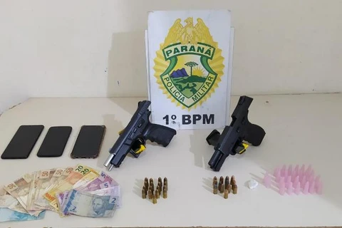 Trio é preso com armas e drogas em bairro de PG