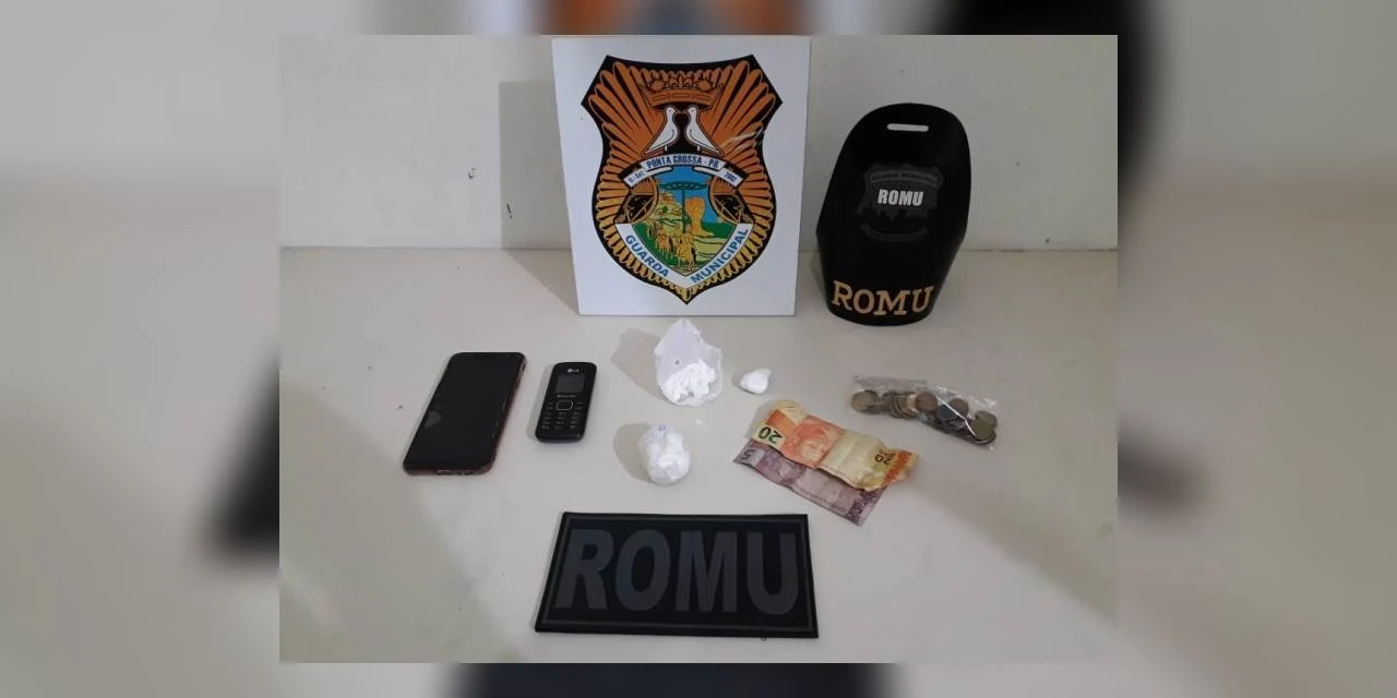 Mulher é apreendida com cocaína dentro do calção em Oficinas