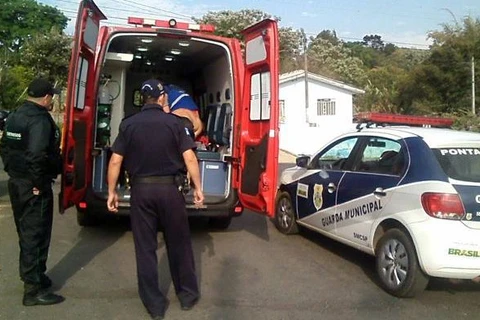 Homem que mantinha mulher refém é baleado na perna pela Guarda Municipal em PG