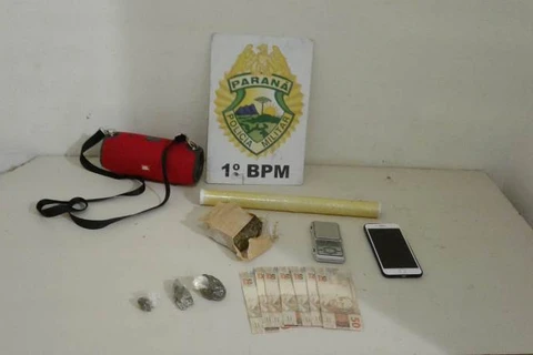 PM vai atender ocorrência de perturbação do sossego e encontra maconha em residencia