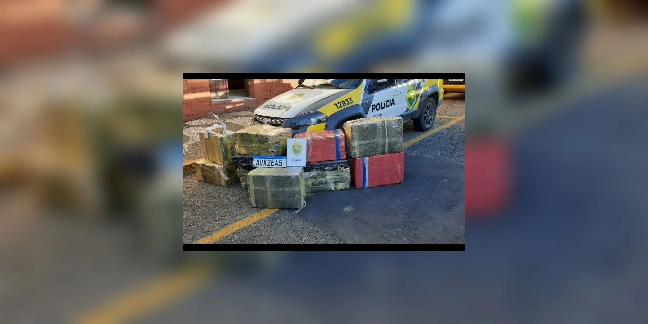 Ao ser flagrado com 400 Kg de maconha, homem tenta subornar policiais militares e acaba preso em flagrante