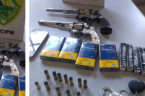 Trio suspeito de praticar assaltos em Carambeí e Irati é preso pela PM