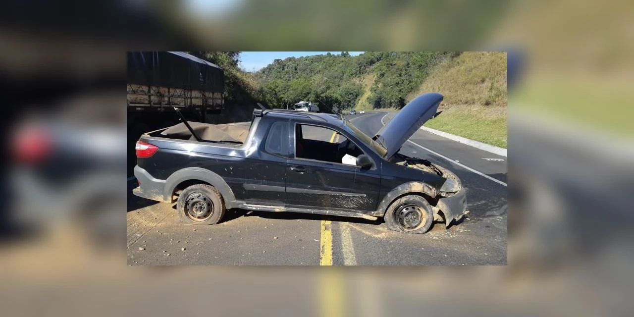 Dois motoristas se envolvem em acidente e acabam detidos por embriaguez ao volante; diz PRF