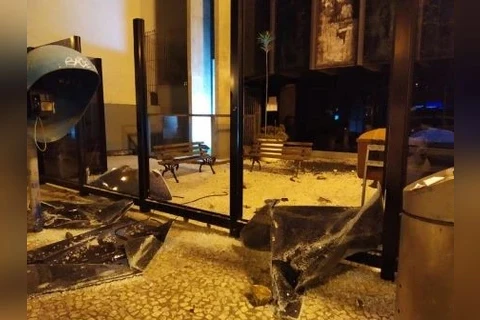 Protesto anti-racista termina em vandalismo e com intervenção da polícia no Centro de Curitiba