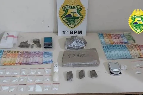 PM prende mulher e três homens e fecha 'boca de fumo' em PG