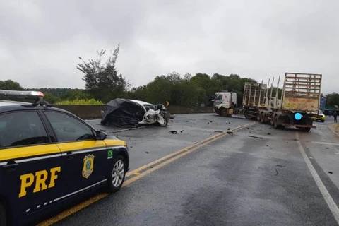 Acidente entre três veículos faz uma vitima fatal em Tibagi