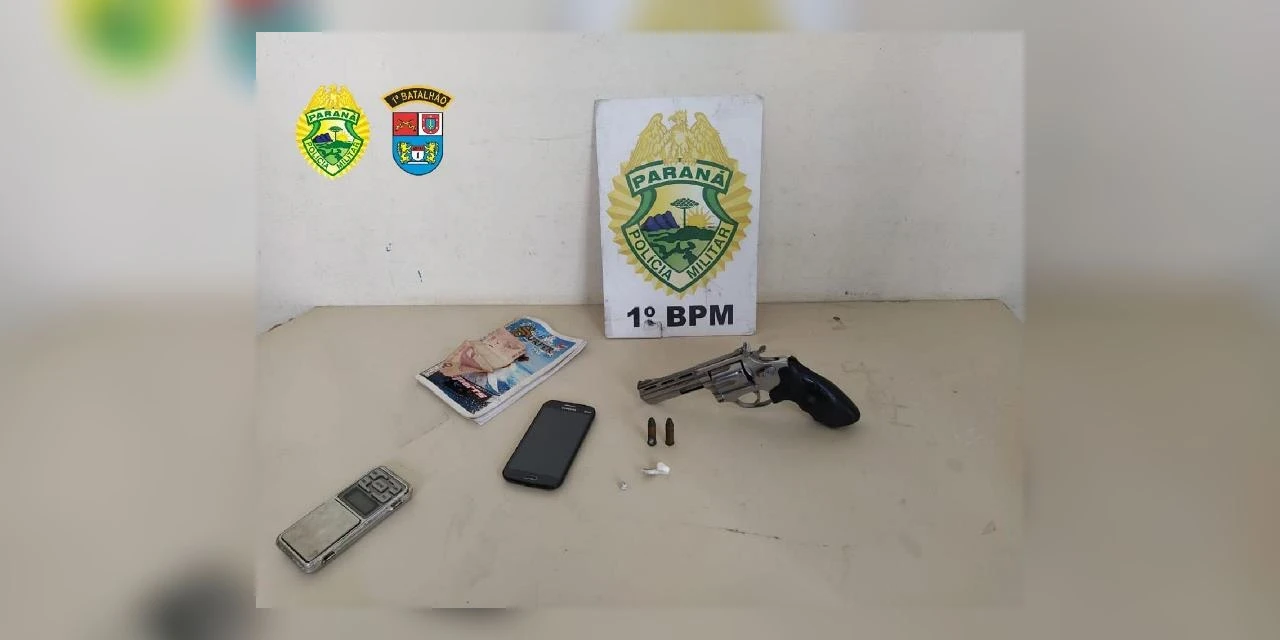 Dupla é detida pela PM com arma, crack e cocaína na Nova Russia
