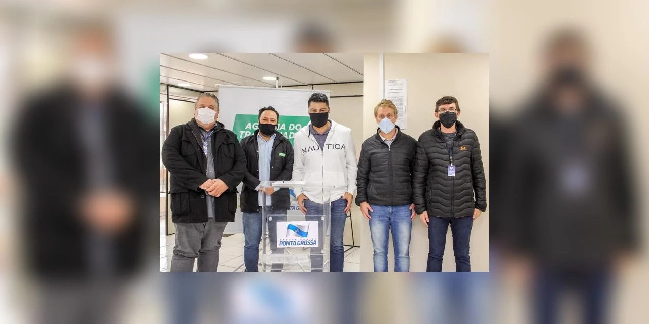 Prefeitura lança programa 'Primeiro Emprego' para inserir jovens no mercado de trabalho