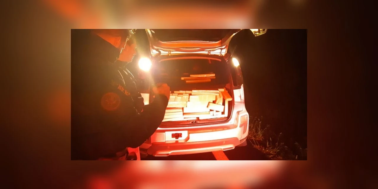 Traficante é preso transportando 423 quilos de maconha em Palmeira em carro roubado